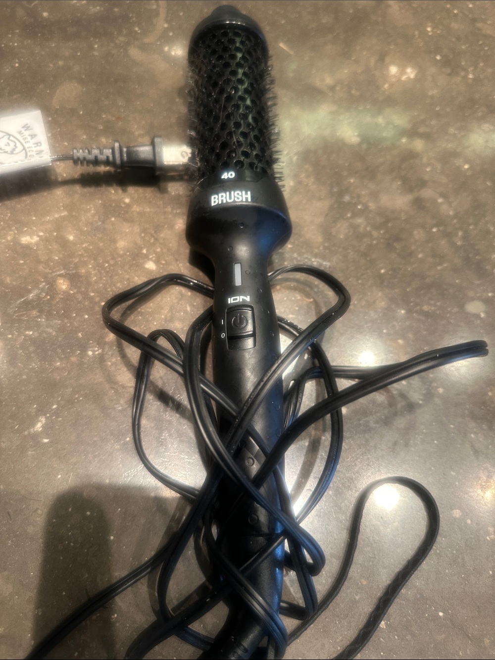 Black Ionic Hot Air Brush - Versatile Styling Tool